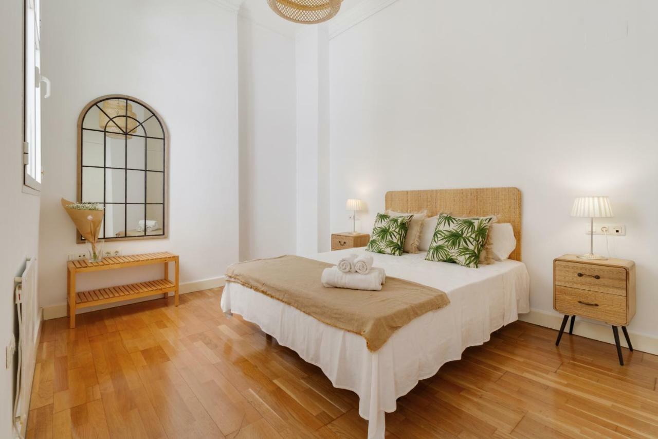 Апартаменти Del Parque Flats Letran Малага Екстер'єр фото